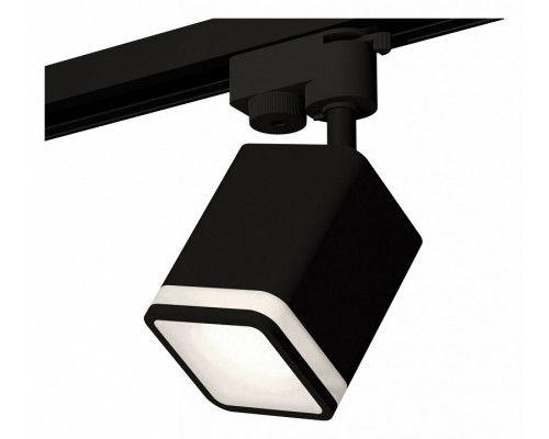 Светильник на штанге Ambrella Light XT XT7813021